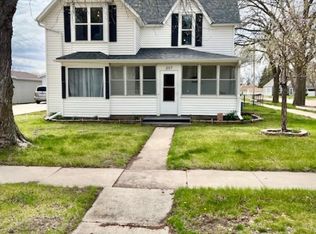 207 S Ridge Ave, Minden, NE 68959