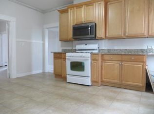 492 Broad St #2, Hartford, CT 06106