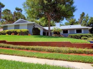 735 Rolling Hills Dr, Palm Harbor, FL 34683
