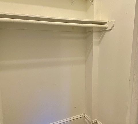 4th image of 243 E 31st St #3F