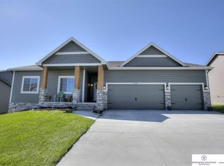 16315 Weber St, Bennington, NE 68007