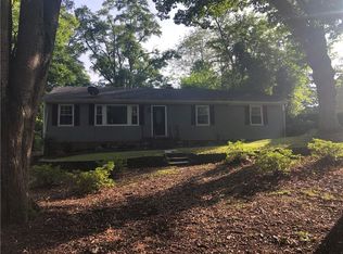 615 Bailey Ave, Pendleton, SC 29670