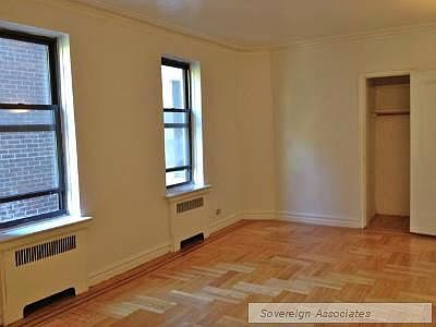 1st image of 116 Seaman Ave APT 2C
