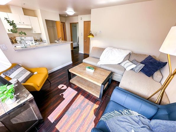 212 Harvard Ave E #603