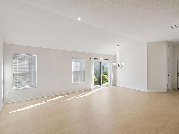 4th image of 7548 Kuenher Ct