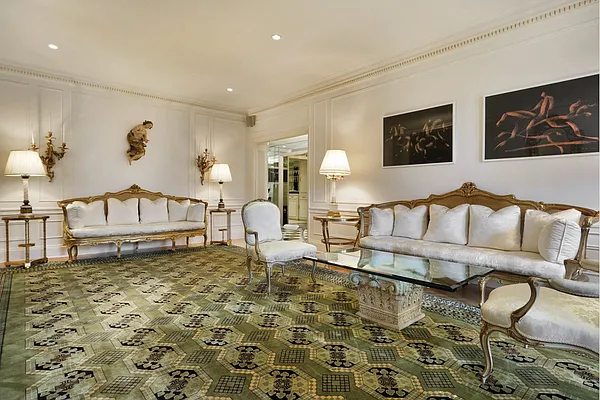 Sold by Stribling | media 8