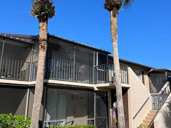 3460 Frosty Way APT 8, Naples, FL 34112