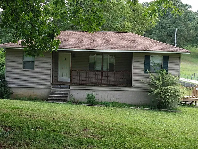 570 E Garden Farm Rd — Photo 3