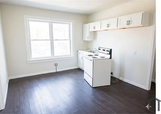 4746 Nebraska Ave — Photo 3