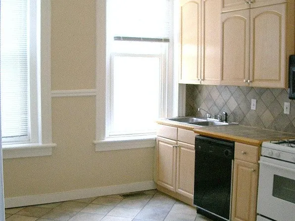 311 Strawberry St, Richmond, VA 23220