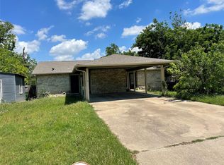 2001 Magnolia Dr #A, Round Rock, TX 78664
