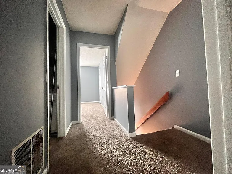 251 Knight Dr #1-18 — Photo 6