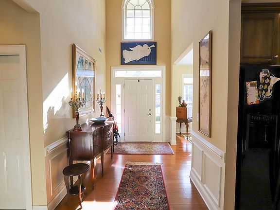 2nd image of 70 Shadow Creek Ct