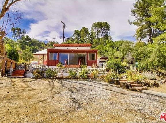 4th image of 2508 Topanga Skyline Dr