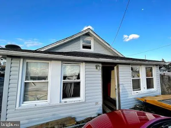 216 Oakland Ave, Pleasantville, NJ 08232