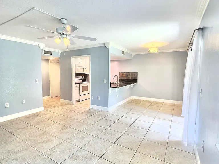 164 San Paulo Ct #5 — Photo 11