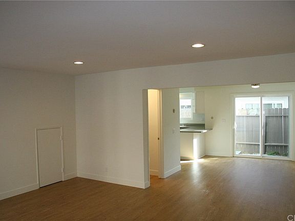 5th image of 4114 Hilaria Way APT B