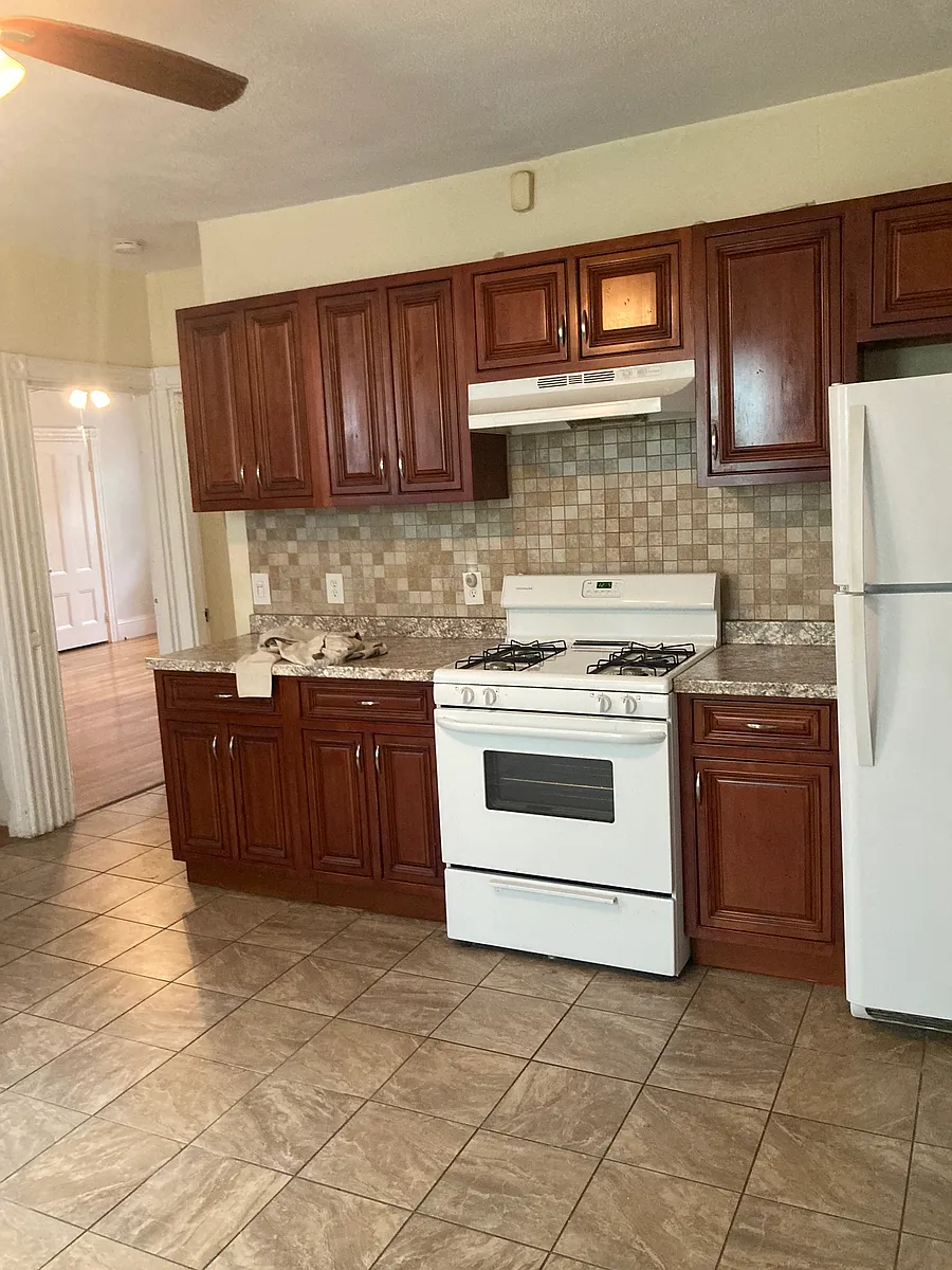 Building Photo - 234 Cypress St #2