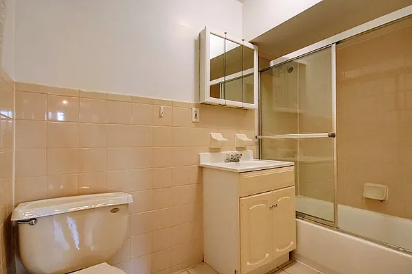 Rented by MetroNest | media 8