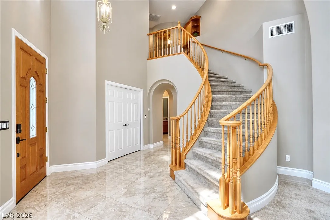 4 bed, 3.5 bath, 3274 sqft, $3,590 — Photo 4