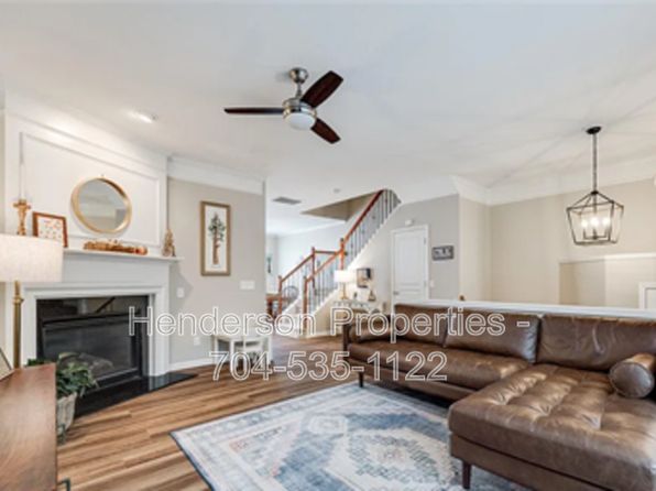 920 Lyndley Dr