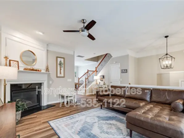 920 Lyndley Dr, Fort Mill, SC 29708