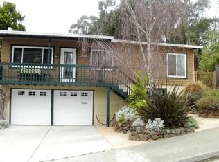 1331 Crespi Dr, Pacifica, CA 94044