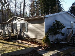 35 Trolley Hl, Harveys Lake, PA 18618