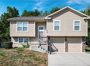 4827 Shearer Ct, Kansas City, KS 66106