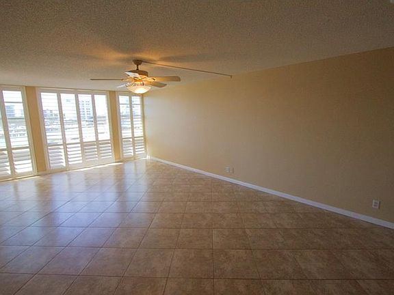 2nd image of 7400 Sun Island Dr S