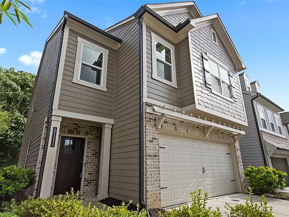 3rd image of 2111 Westside Dr