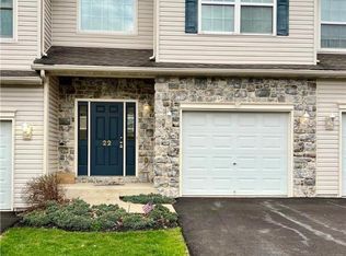 22 Helene Ct, Hamburg, PA 19526