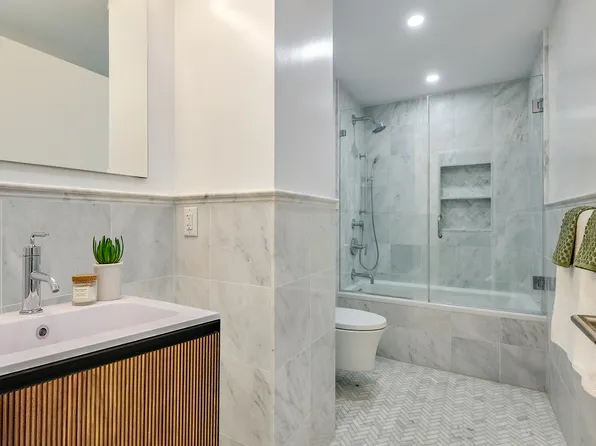 235 West 75th Street image 6 of 9