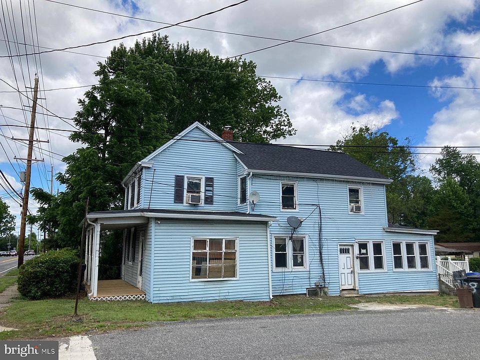 1st image of 41 S Bridgeboro St
