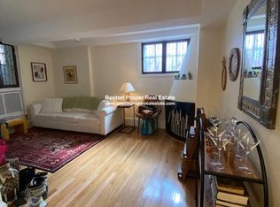 141A Revere St #701, Boston, MA 02114