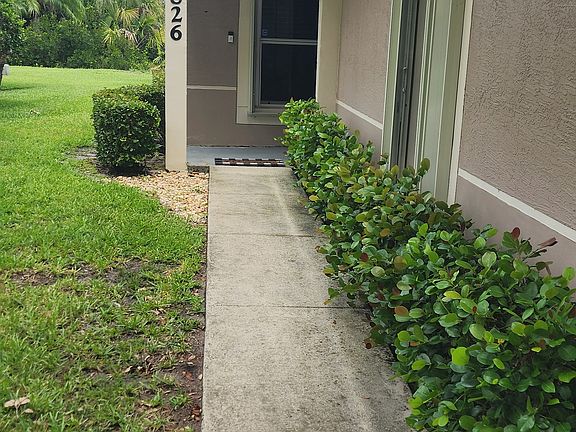 3rd image of 1826 E Sanderling Ln #B1