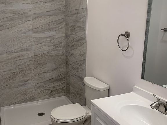 5th image of 1119 W Hamilton St #3
