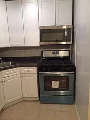 Rented by Roberto Guilbet, LREB | media 17