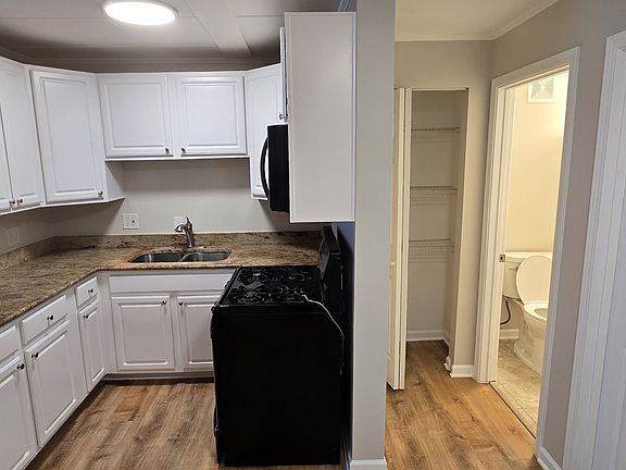 3rd image of 9633 S Ridgeland Ave #11316827
