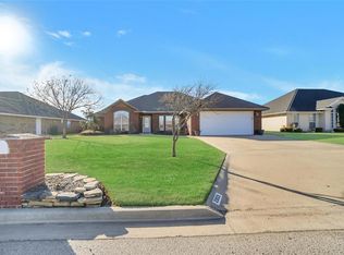2905 Hunter Pointe, Altus, OK 73521
