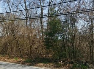 6 E Public St, Assonet, MA 02702