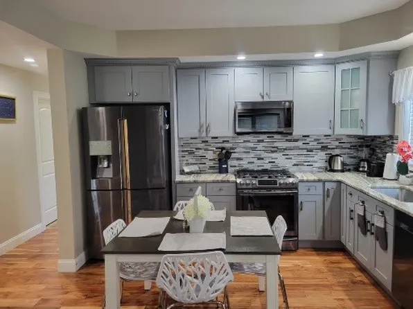 16 Clairmont Ave #1, Waterbury, CT 06708