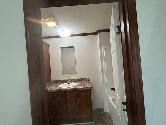 5th image of 100 7th Ave S #34