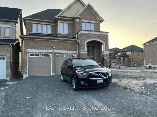 2472 Kentucky Derby Way, Oshawa, ON L1L 0H4