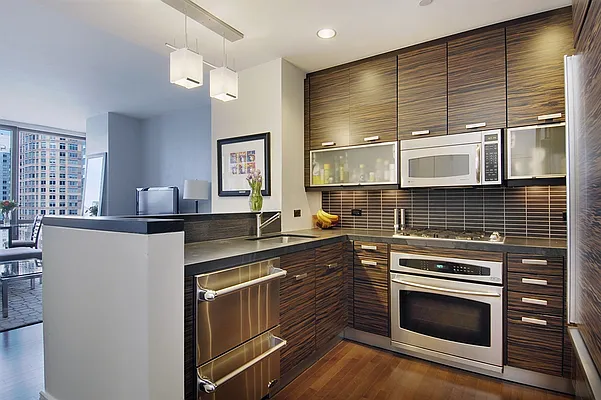 Rented by Corcoran | media 41