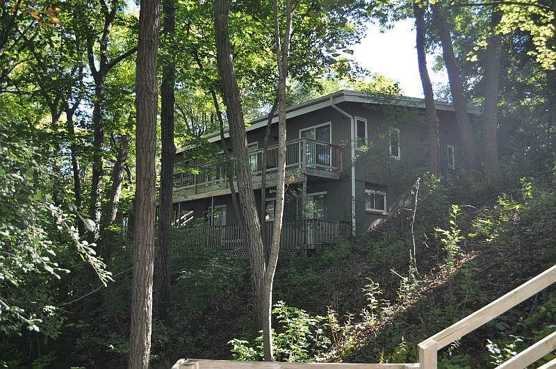 1st image of W5602 Cool Hill Dr