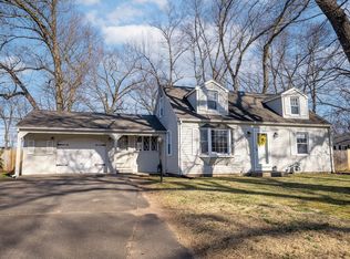 417 Massachusetts Ave, West Springfield, MA 01089