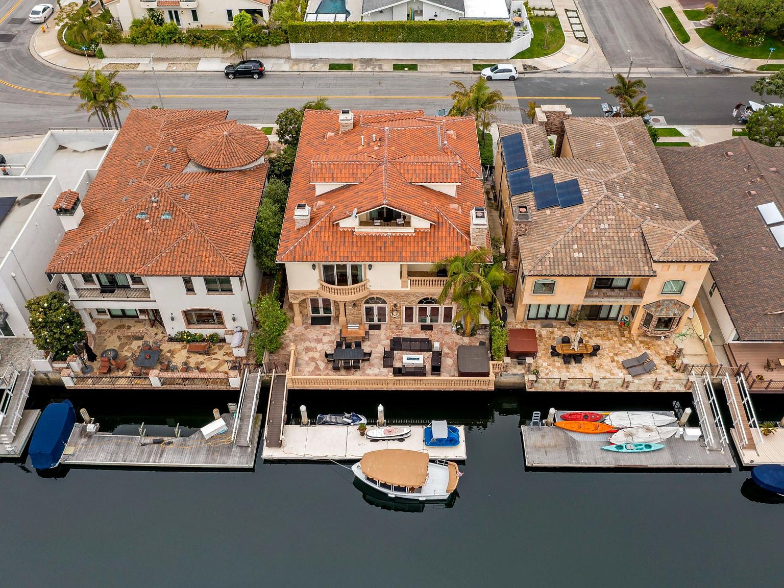 17022 Baruna Ln, Huntington Beach, CA 92649 | Zillow