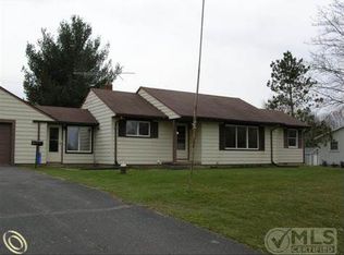 3286 N Branch Rd, North Branch, MI 48461