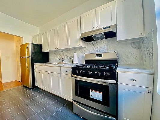 1st image of 755 Rogers Ave #9